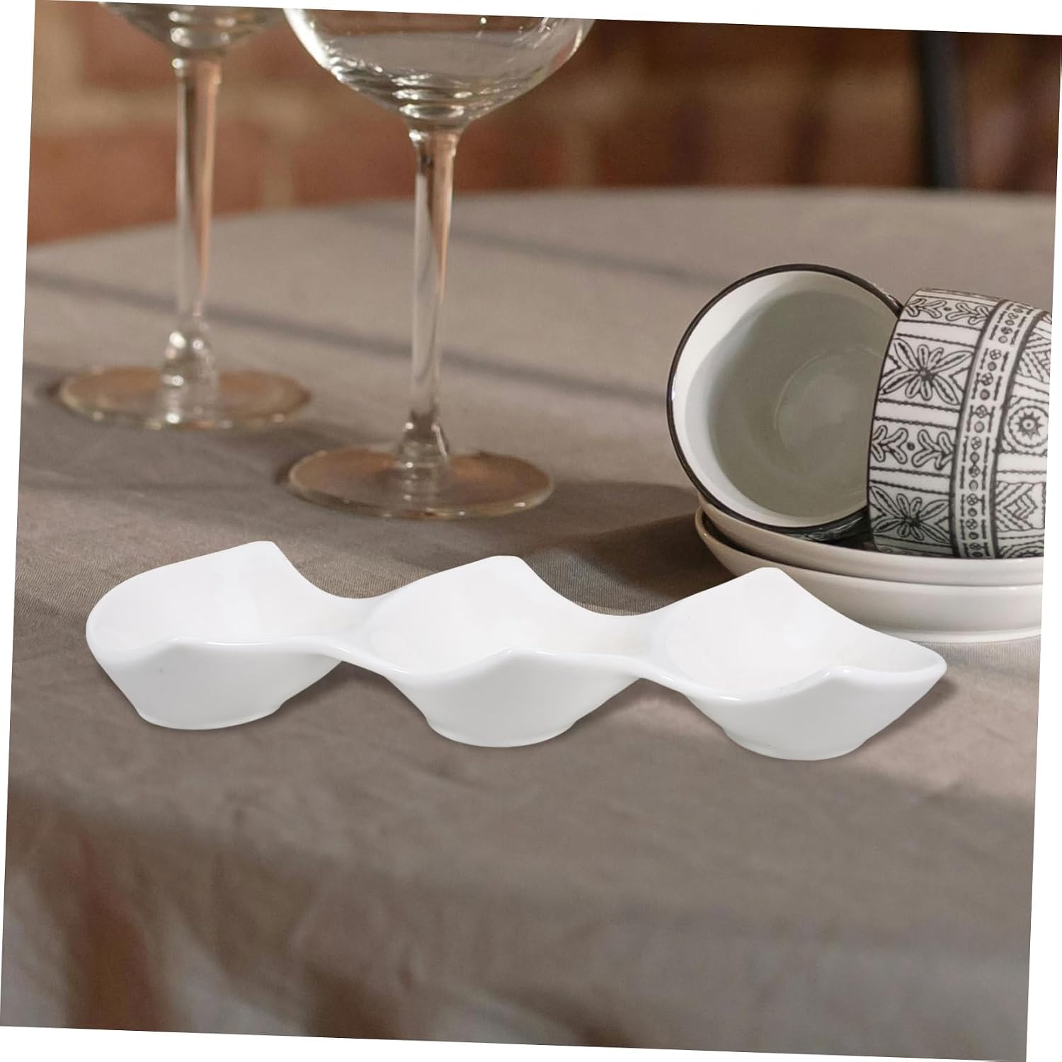 Multi-function Ceramic Sauce Bowl Versatile White Dipping Dish for Sauces Snacks and Side Dishes for Home Restaurant Use