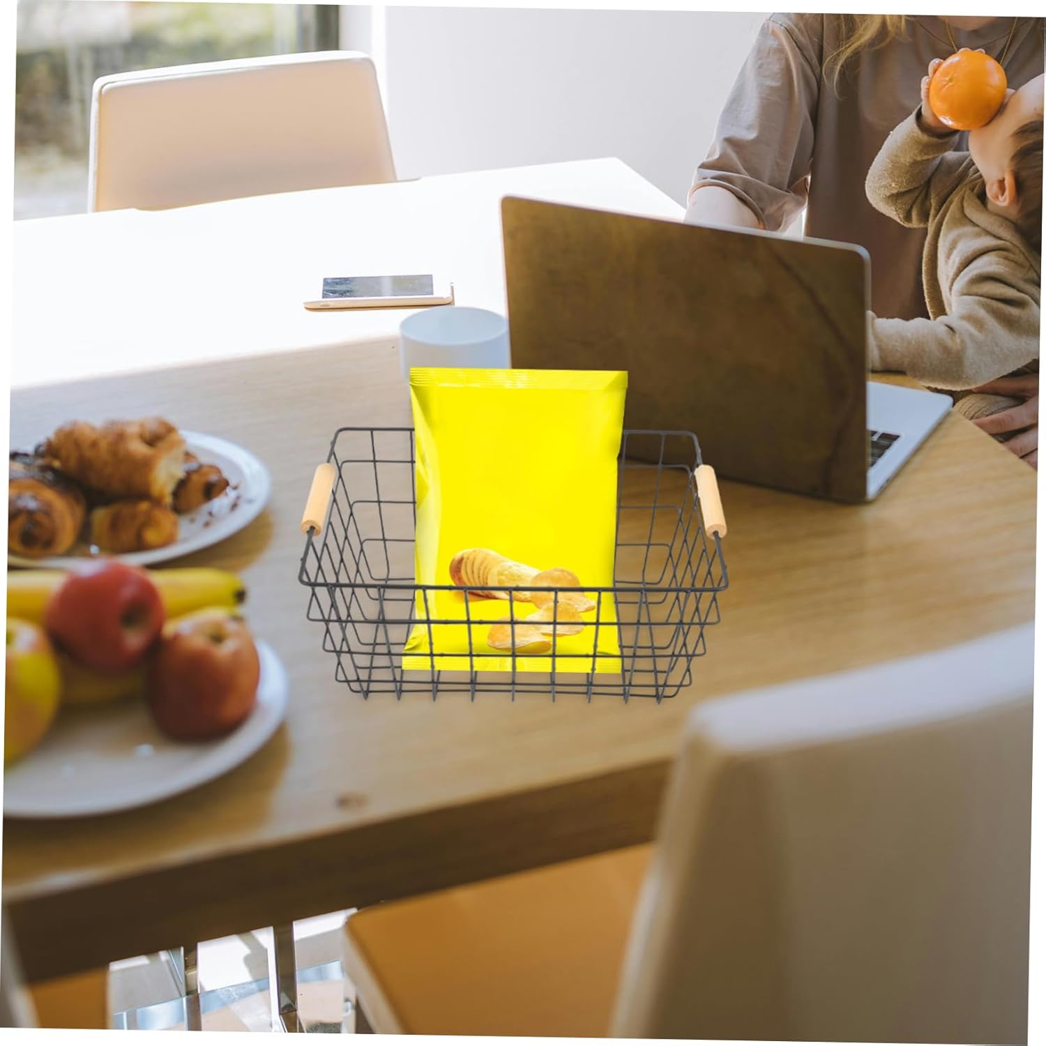 2pcs Portable Storage Basket Metal Baskets for Home Closet Bathroom Living Room Fruit Storage Toy Organizer Random Color