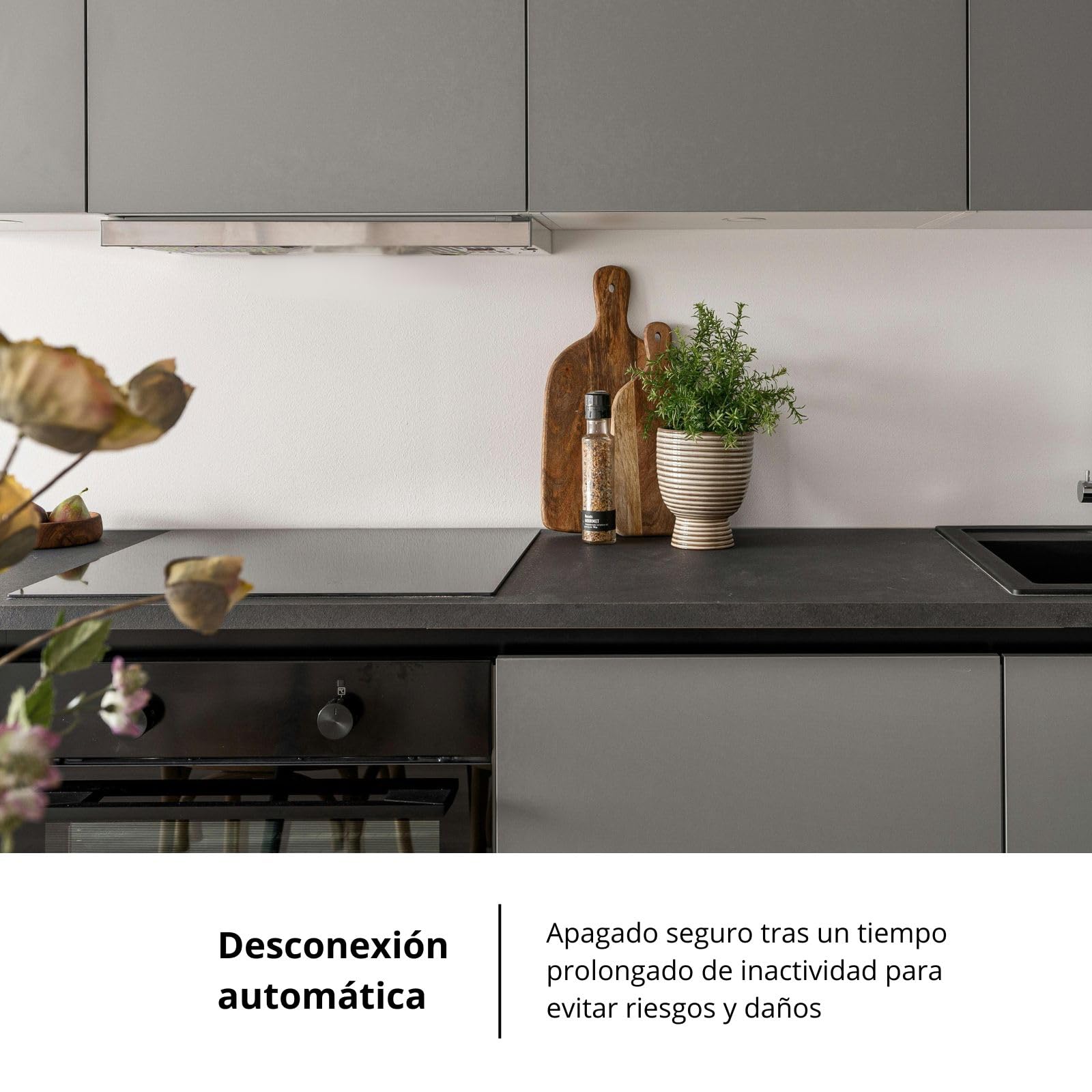 Corberó - płyta indukcyjna | CCIM374 | 7400 W | 3 strefy gotowania | bardzo duża powierzchnia 29 cm | sterowanie dotykowe | funkcja wzmacniacza | biały