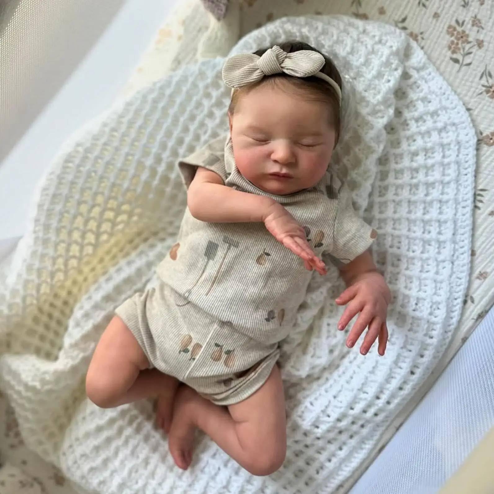 Reborn Baby Dolls silikonowe winylowe lalki Laura 50 cm realistyczne lalki niemowlęce, realistyczna lalka noworodka, wyglądająca na prawdziwe życie, śpiące niemowlęta, lalka z akcesoriami