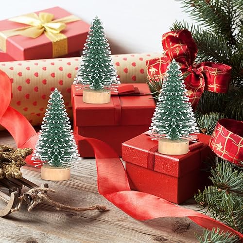 Miniatura 5 de VICASKY 10 árboles de Navidad en miniatura de 2.0in, mini árbol de pino con base de nieve y madera, árboles de Navidad con base de madera, mini