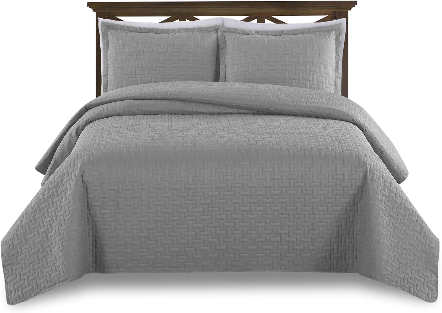 Comfy Basics Prime Bedding Manchester 3Piece Oversized Quilted Bedspread Coverlet
