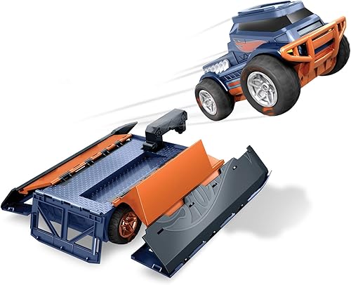 Miniatura 9 de Hot Wheels RC Trick Truck Transformando Stunt Park, vehículo