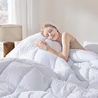 DOWNCOOL Edredons Queen Size, enchimento de edredom, edredom branco para todas as estações, colcha leve, edredom alternativo de hotel com abas de canto (branco, Queen 223 x 236 cm)