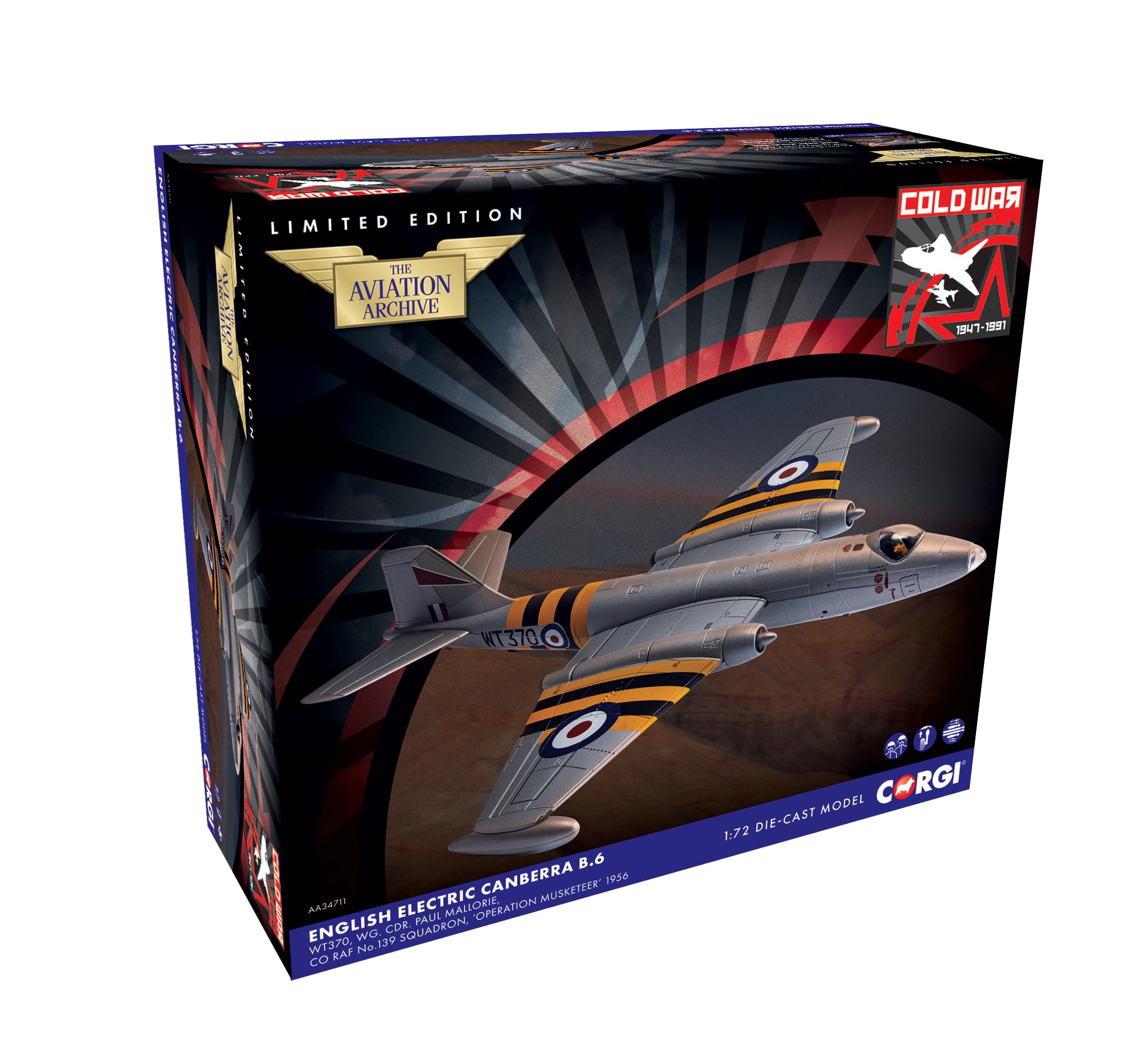 Corgi AA34711 Aviation Archive English Electric Canberra B.6 WT370, Wg. Cdr. Paul Mallorie Die-Cast Collectors Model Aircraft