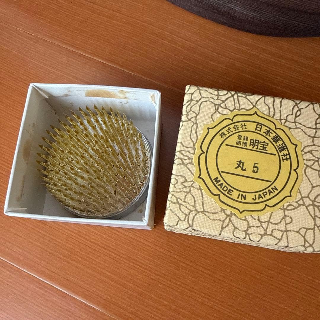 池坊 焼杉 泊船 泊舟　華道具 花器 花入れ Amazon.co.jp: 池坊 舟形花器 泊船 焼杉剣山付き華道具 いけばな