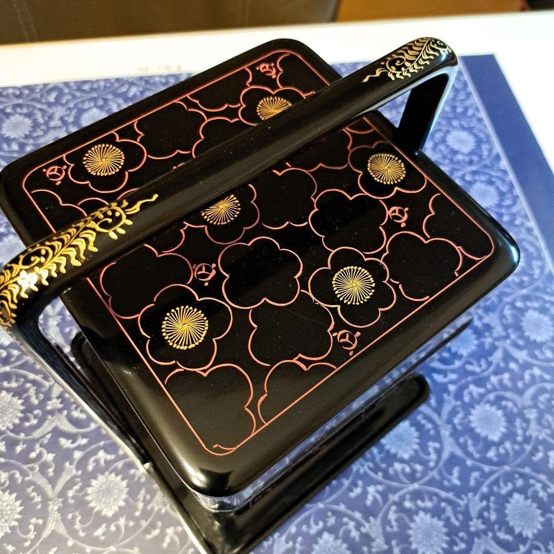 骨董　輪島塗　平蒔絵重箱 骨董 輪島塗 平蒔絵重箱（素敵でユニークな 明治時代 輪島塗平