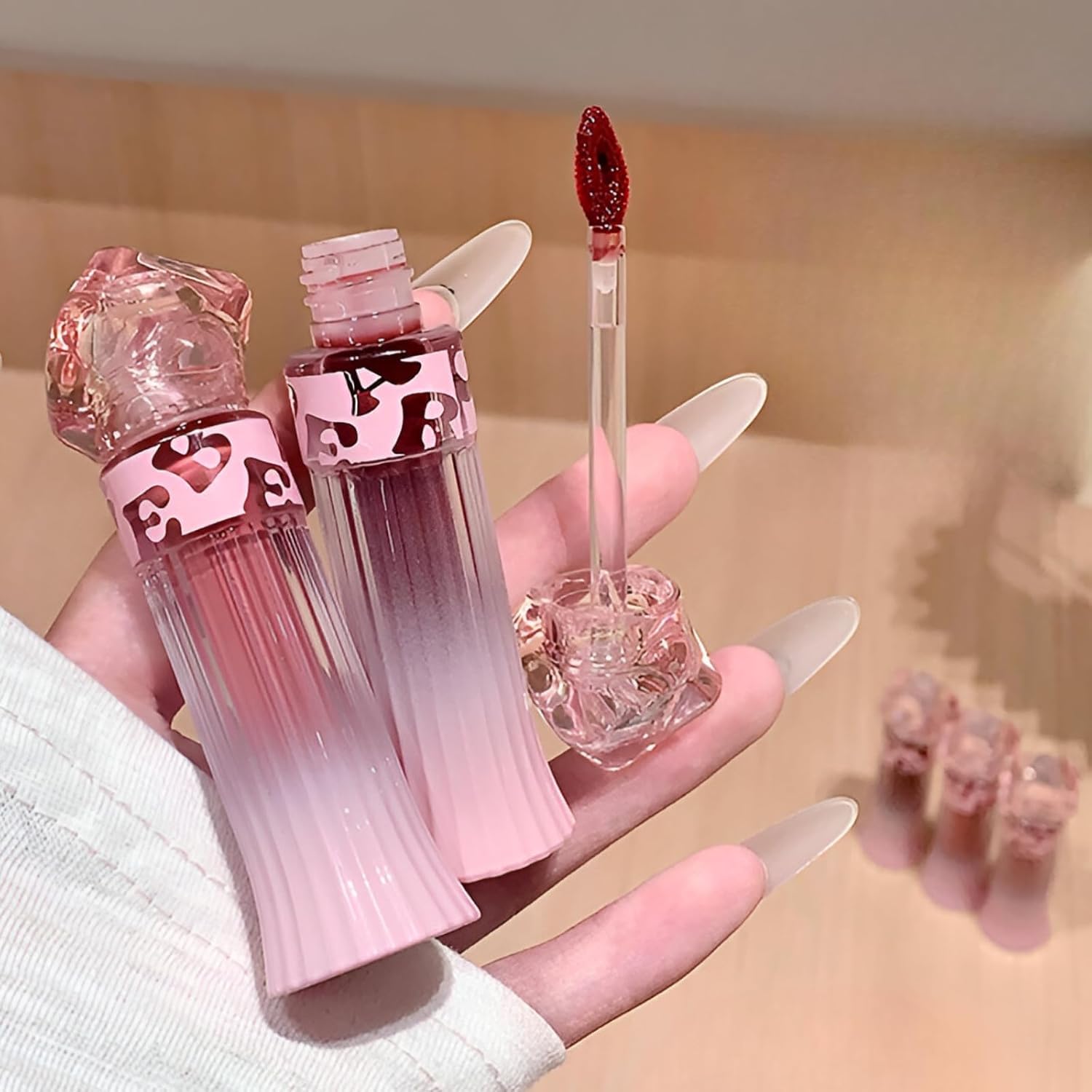 Gege Bear Glamour Pink Ripples Water Gloss Lip Glaze | Ultra-Glossy Wet Look Finish Lip Gloss | High-Shine Water-Based Formula with Comfortable Wear | Moisturizing Plumping Formula for Makeup | Vibrant Nude to Red Shades | Lipstick Collection in Luxury Packaging (01# Peachy Nude Pink, 2.5g)-image-23