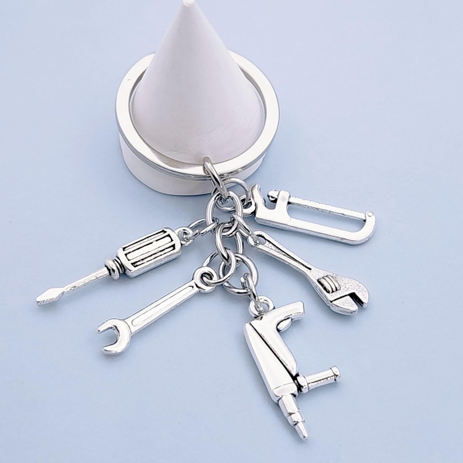 20Pcs Dad Grandpa Toolbox Keychains Screwdriver Wrench Saw Keychains for Father Grandpa Men's Keying Gifts Father's Day Birthday Gifts - Image 4