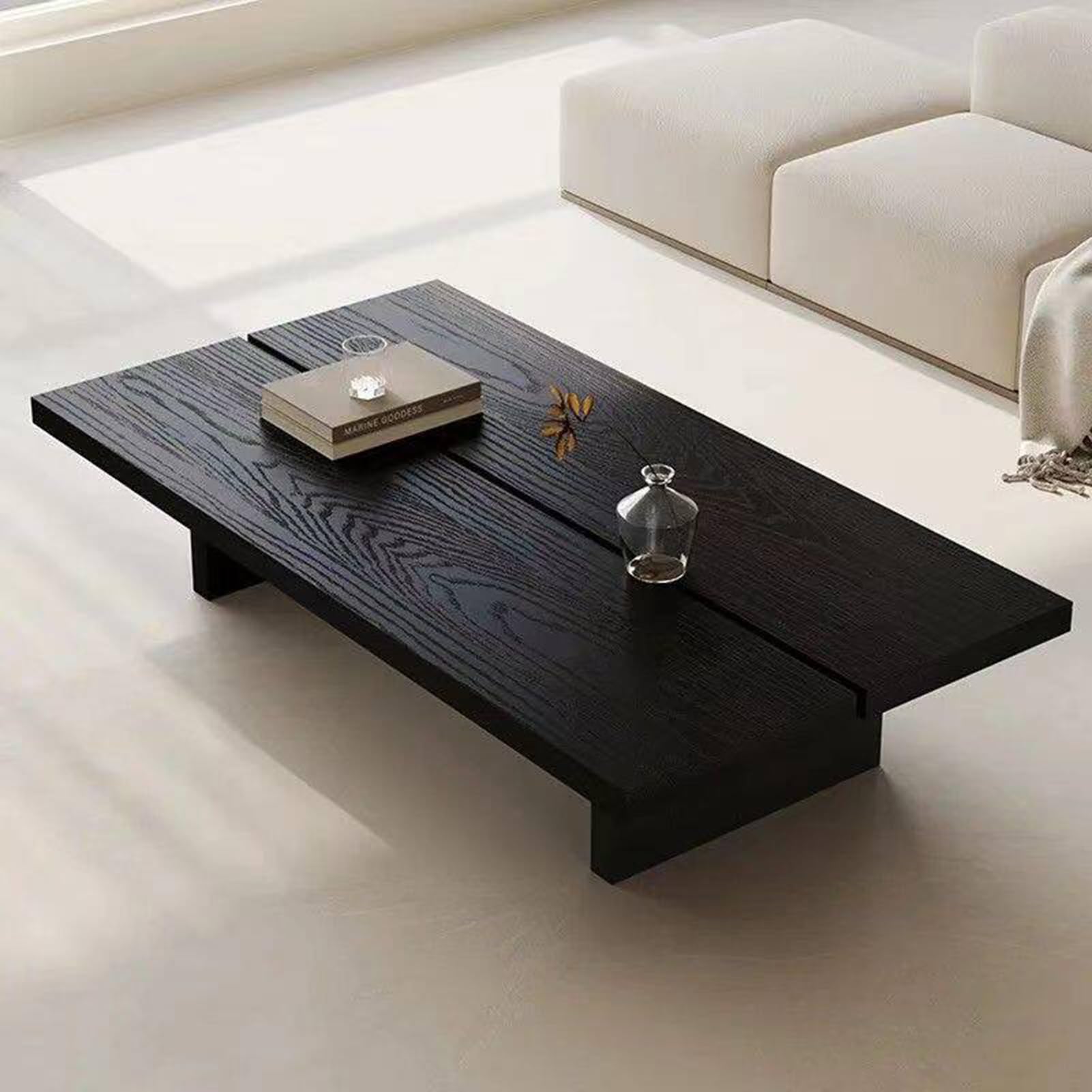 Table basse en bois massif pour salon chaleureux et moderne
