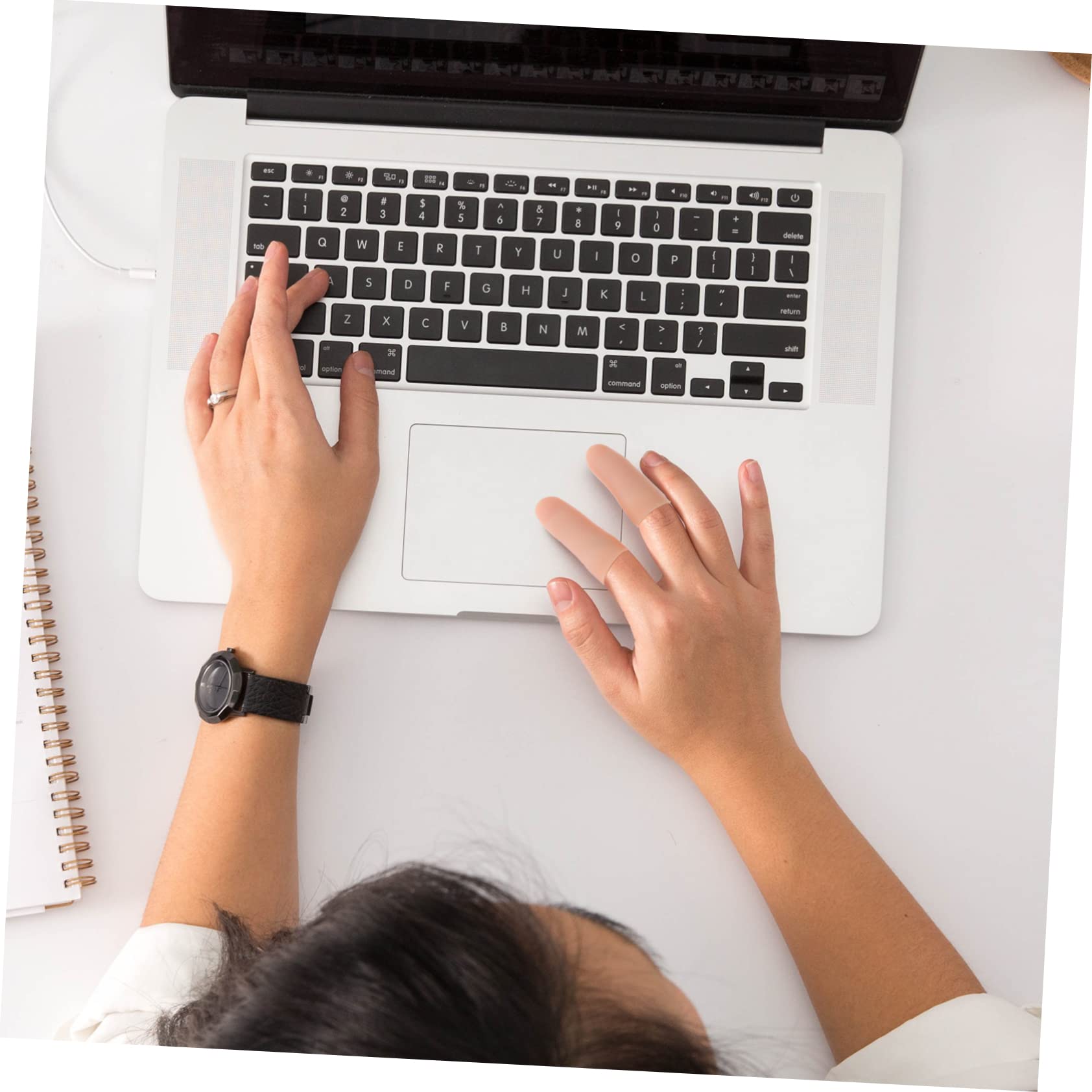 Ipetboom Sets Crochet Finger Guard Silicone Finger Hand Protector Comfortable Easy to Wear Pairs