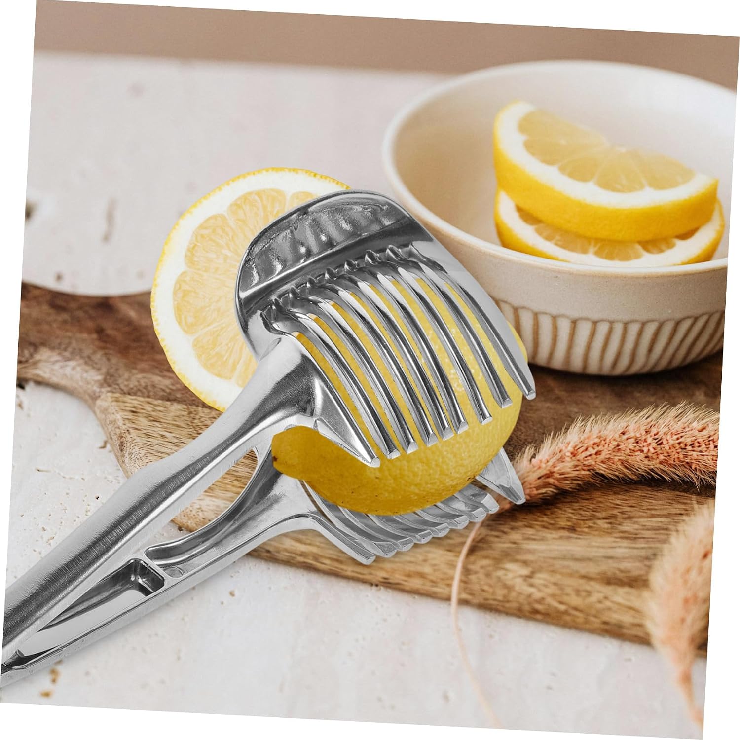 Manual Lemon Slicer Cutter Body and Secure Grip with Aluminium Alloy