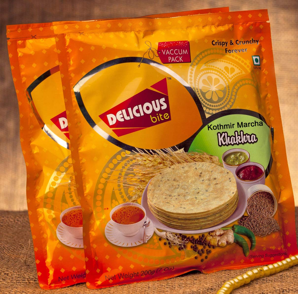 Delicious Bite Kothmir Marcha Khakhra (4 Packs of 200gm Each) Whole Wheat Roasted Snacks | Ready To Eat Crisps | Vacuum Packed | Parties & Events | Travel Friendly Pack