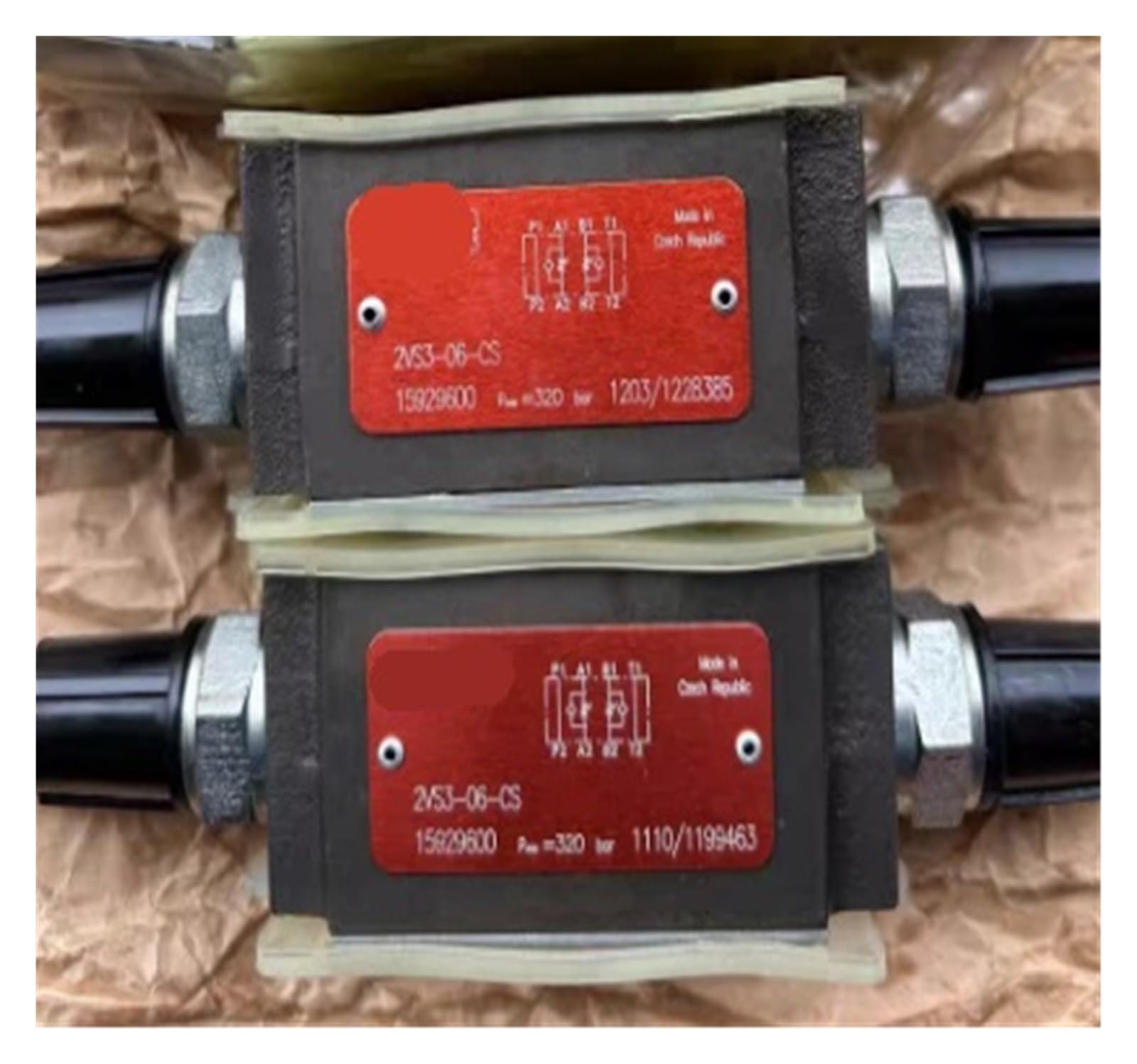 Papillon empilé 2VS3-06-CT-A vanne de régulation 15929600