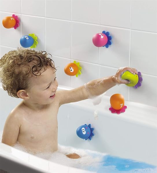Toomies Toomies Octopals Number Sorting Baby Bath Toy | Educational Water Toys For Toddlers | Suitable For 1, 2 and 3 Years Old Boys and Girls, Multicolor in use