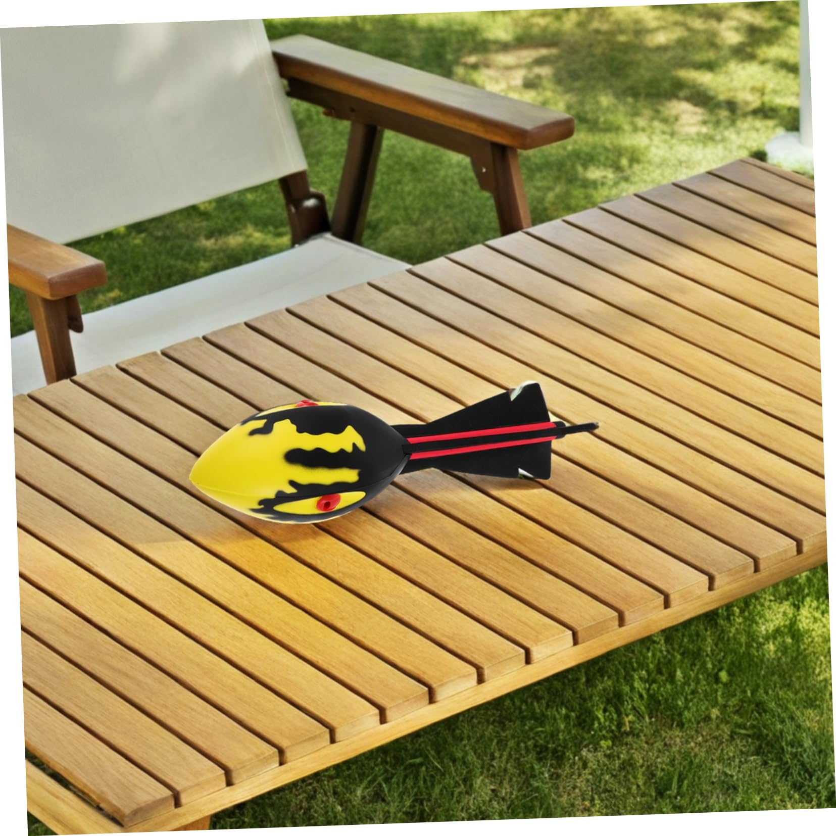 KOMBIUDA Outdoor Spielzeug für Kinder Sicherer und Zuverlässiger Trainingsspeer aus Pu Eva für Fitness Training und Familienspaß mit Pfeife für Kinder und Schule