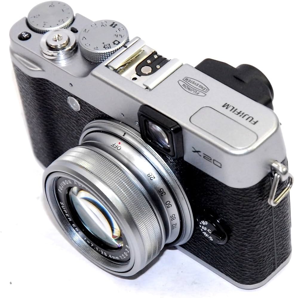 Fujifilm X10 デジタルカメラ　説明書、カメラカバー、メモリーカード付 Fujifilm X10 デジタルカメラ 説明書、カメラカバー、メモリー
