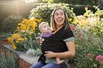 Sleepy Wrap Bébé Wrap Transporteur Sling pour les nouveaux-nés - Porte Bebe porte-enfant pour nouveau-né jusqu'à 35 Lbs - Mains Free Stretchy Ergo Sling (Noir)