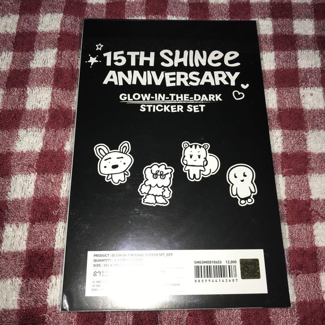 Amazon.co.jp: shinee 15th anniversary 蓄光ステッカー シール