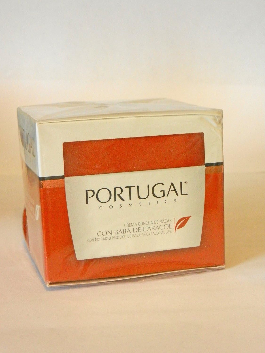 Concha de Nacar con Baba de Caracol 120g / Mother of Pearl Cream with Caracol Extract 4.23oz