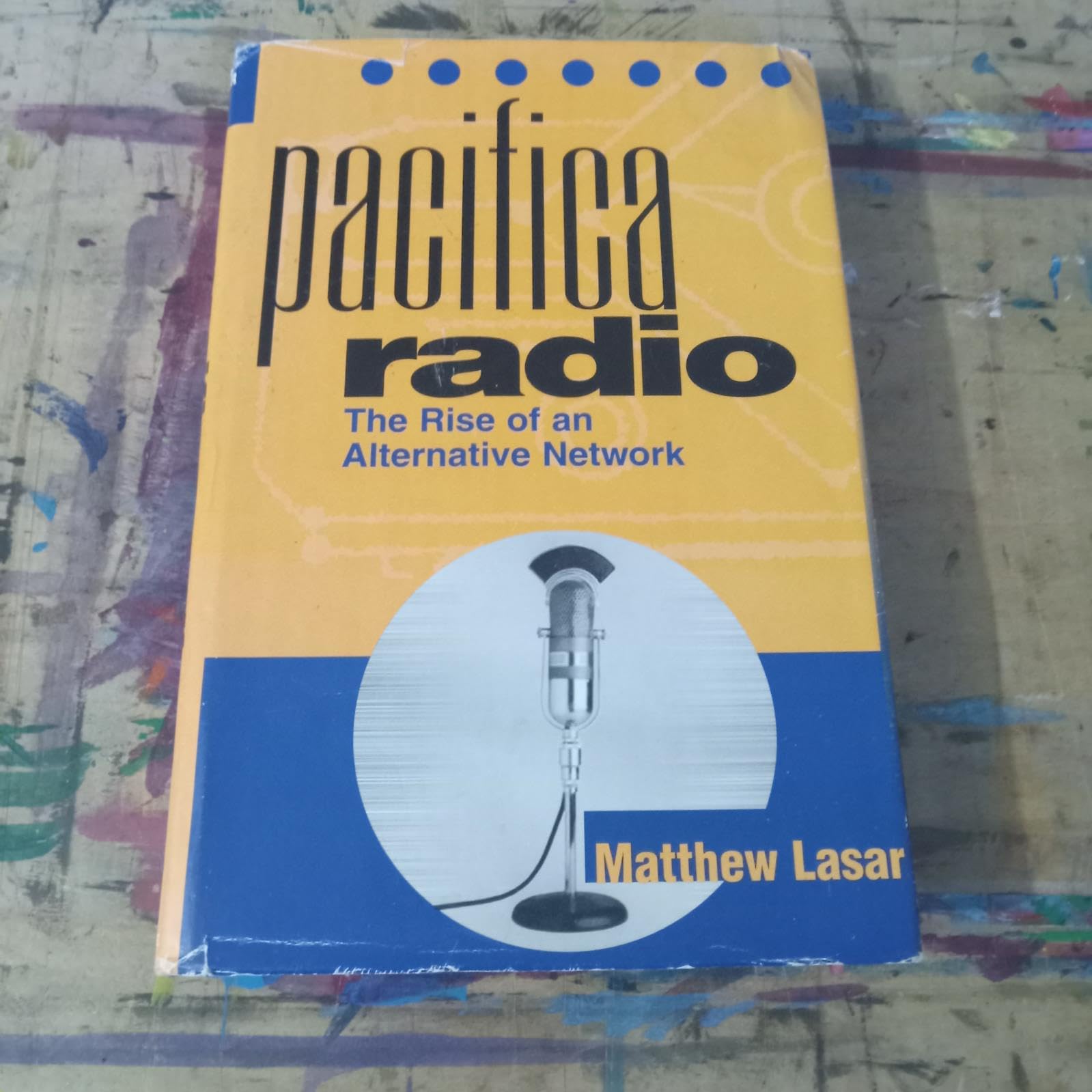 Livre Pacifica Radio, parfait pour enrichir sa culture des médias américains