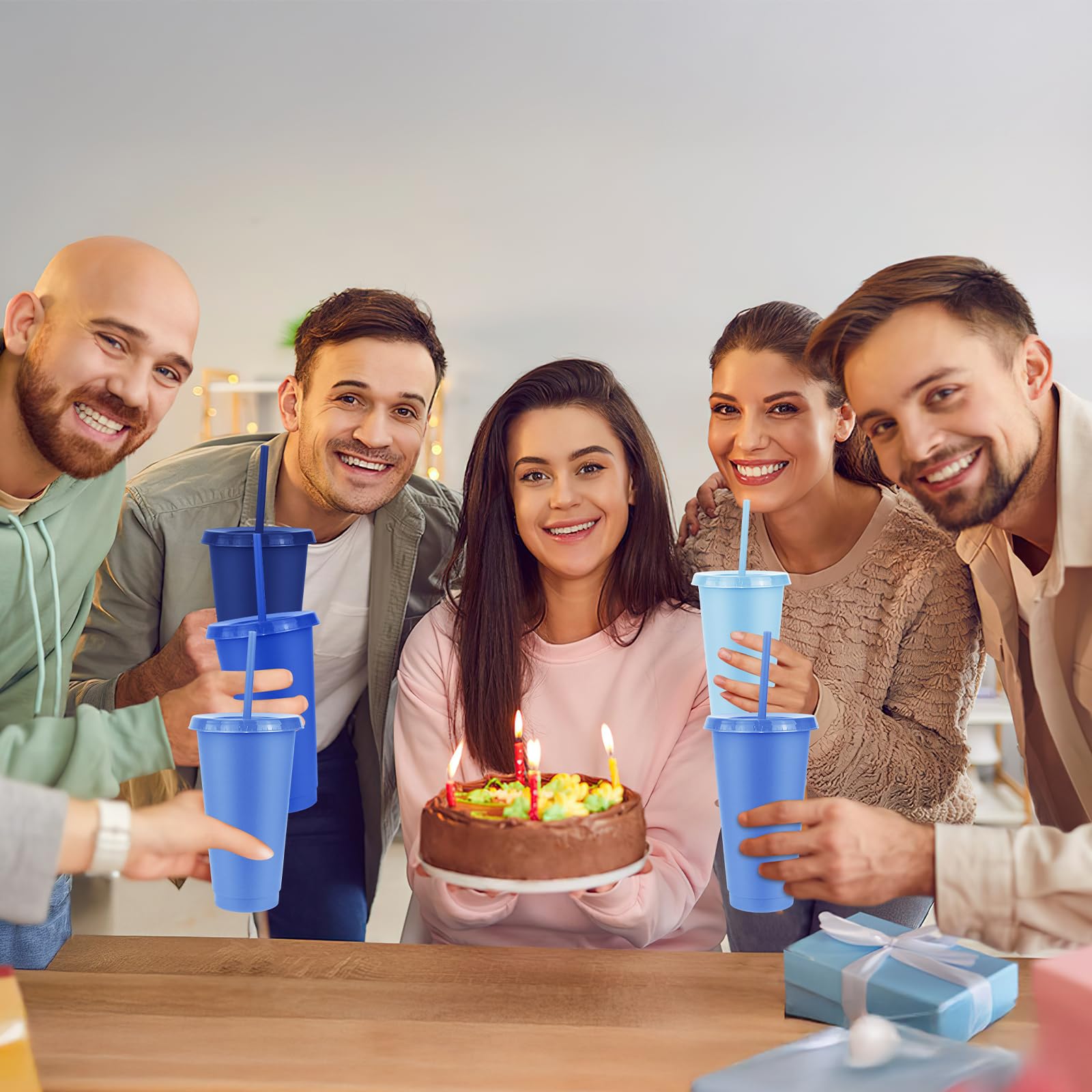 MSYU Lot de 24 grands gobelets en plastique réutilisables avec couvercles et pailles, 710 ml, pour café, boissons, fête, fête prénatale, anniversaire (gris bleu)