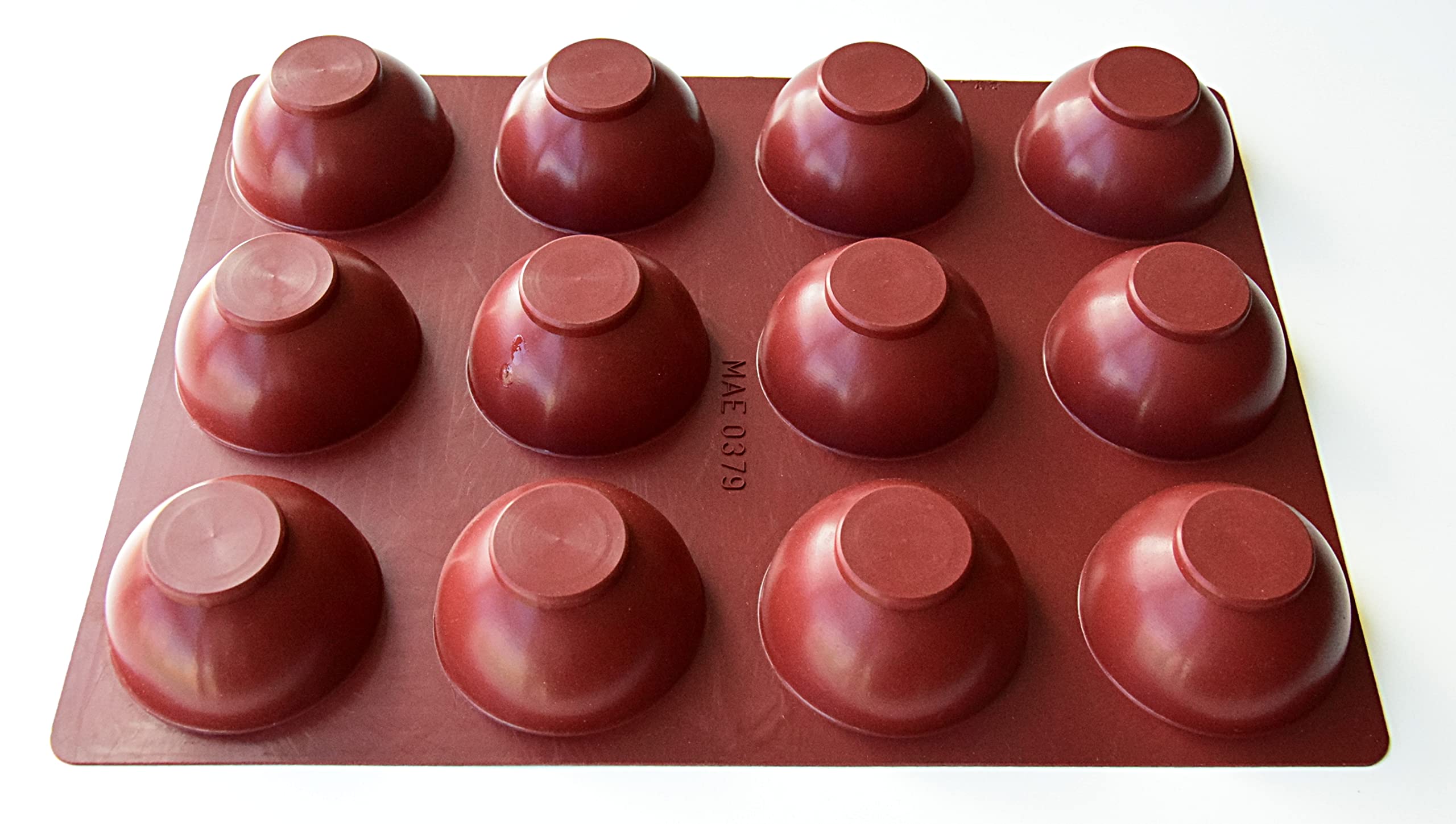 Maé Innovation Moule silicone 40x30cm - 12 dômes ø7,8x3,8cm - Antiadhésif - 100% Premium - Made in France