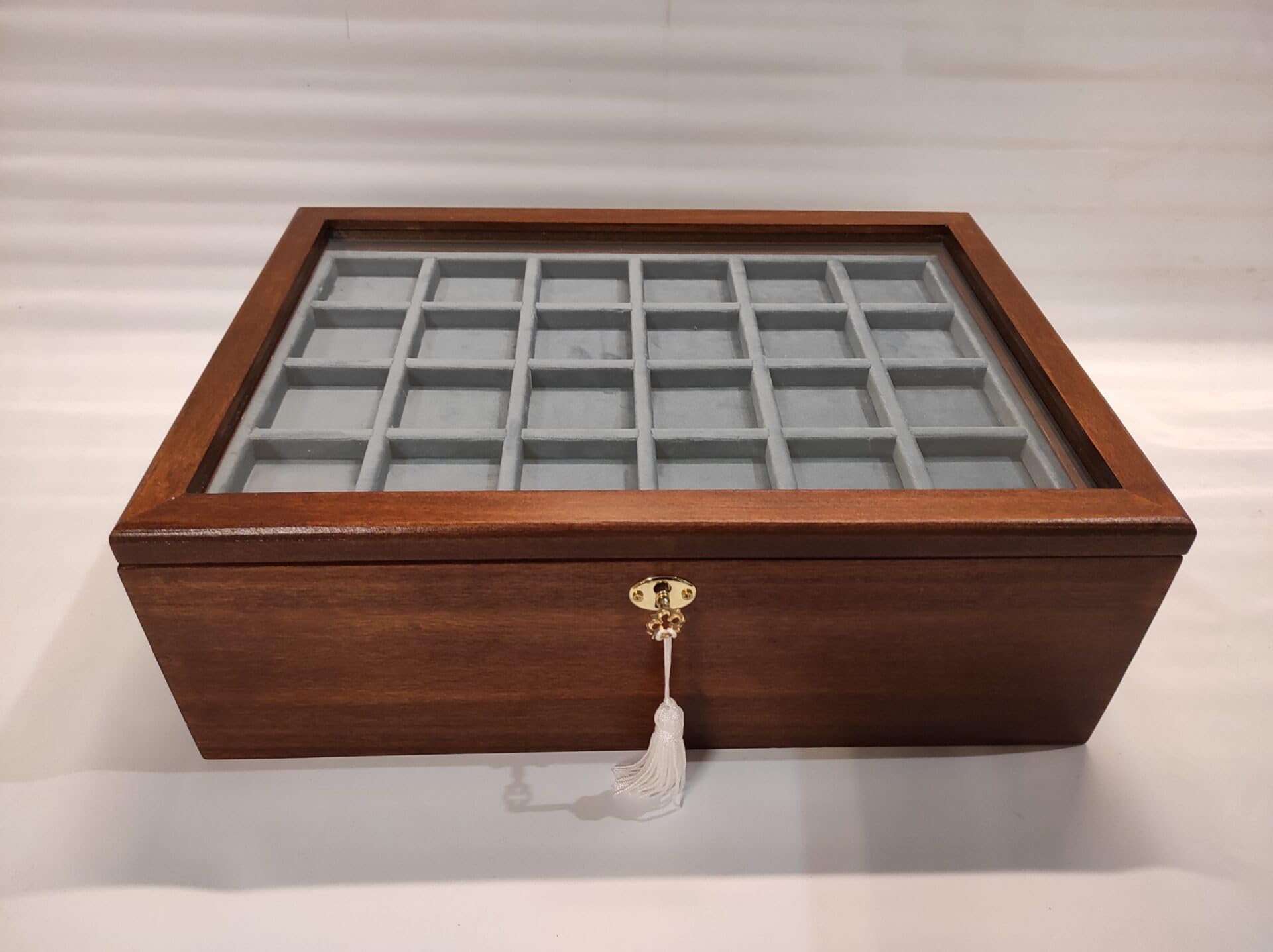 Monetario para monedas y medallas de madera maciza con 5 bandejas de terciopelo, baúl numismático con cerradura, hecho a mano, personalizable