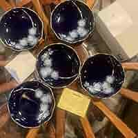 香蘭社　ルリ胡蝶蘭 フルーツ皿 ５客セット Amazon.co.jp: 有田焼 香蘭社 ルリ胡蝶蘭 フルーツ皿5枚揃い