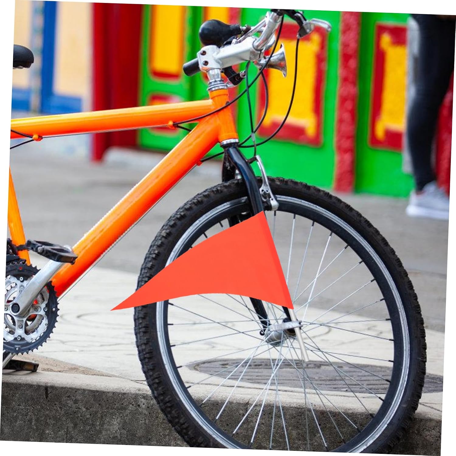 4pcs Reflective Bike Safety Flags Lightweight Tear Resistant Warning Pennants for Bicycles Elderly Weatherproof Cycling Flags for Enhanced Visibility and Safety