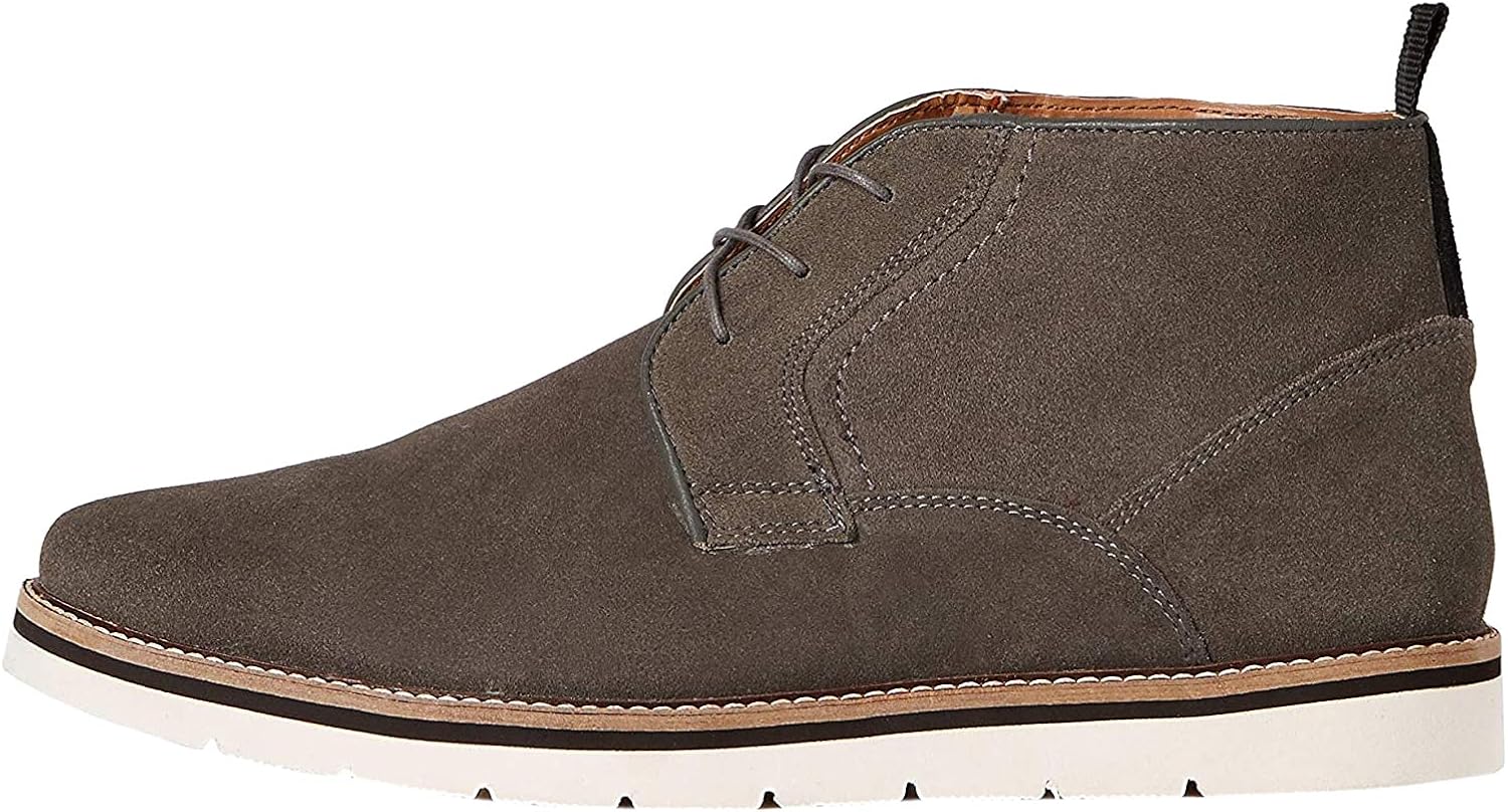 find. Men's Chukka Boots