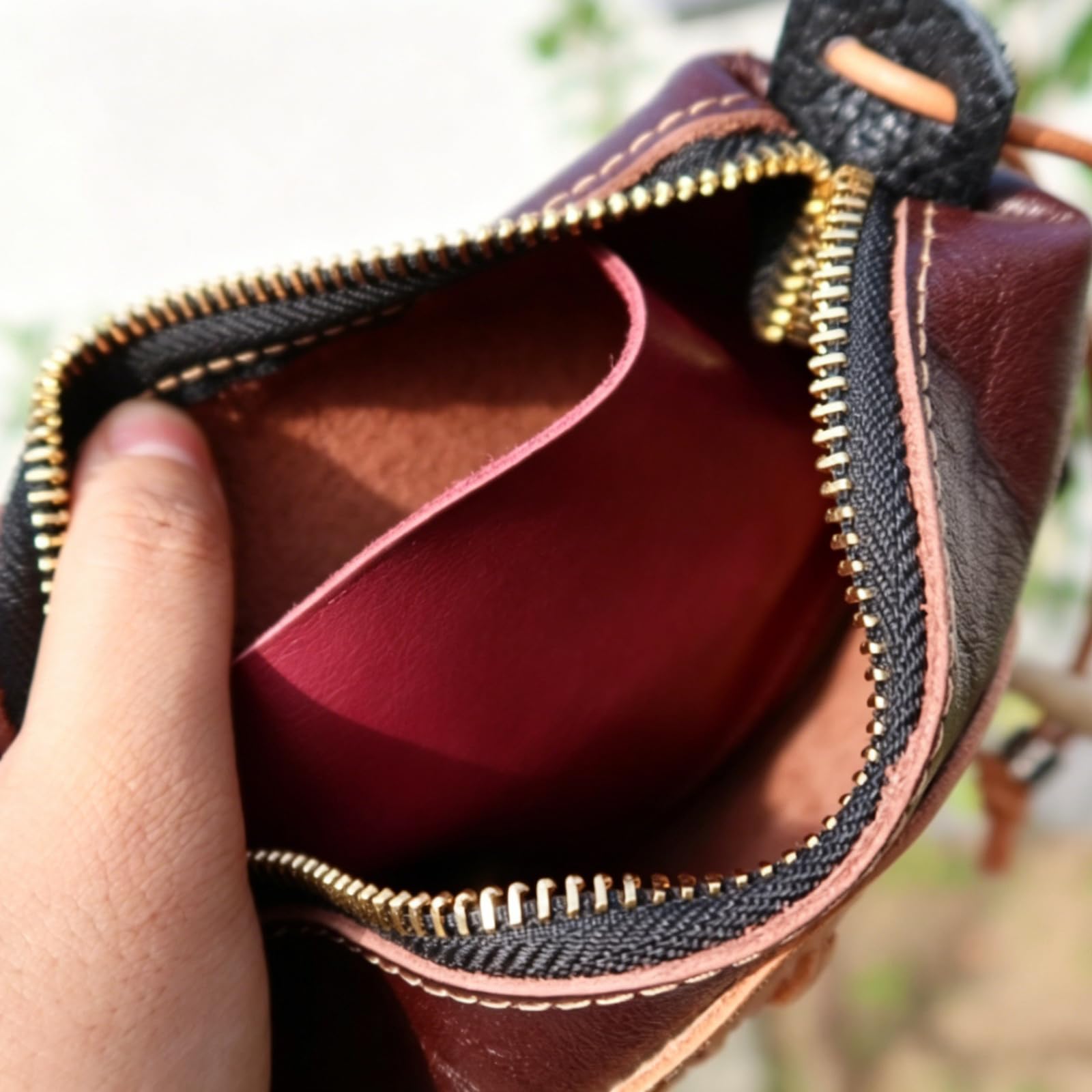 Bolsa De Teléfono En Piel Genuina, Real, Clutch De Zhong Kui Tallada A Mano, Bolsa Retro En De Vaca Grano Superior, Bolsa Almacenamiento con Diseño De Dios Chino En Relieve