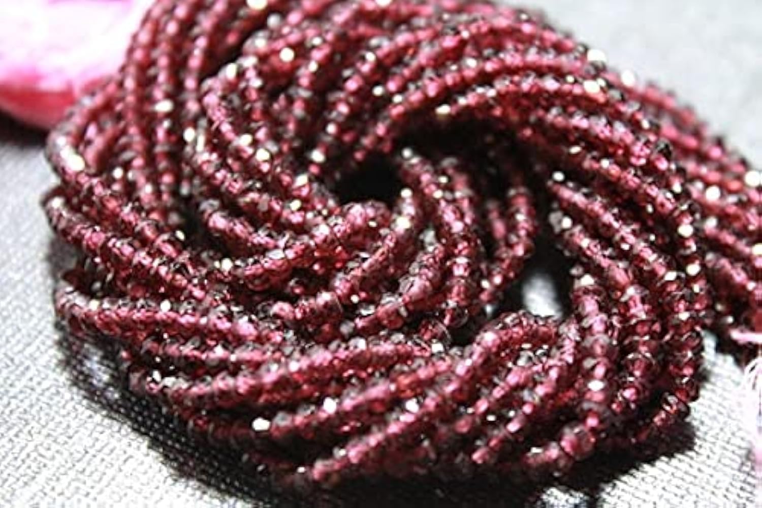 Rhodolite Grenat de LKBEADS, de superbes pierres fines facettées de 3mm pour joailliers