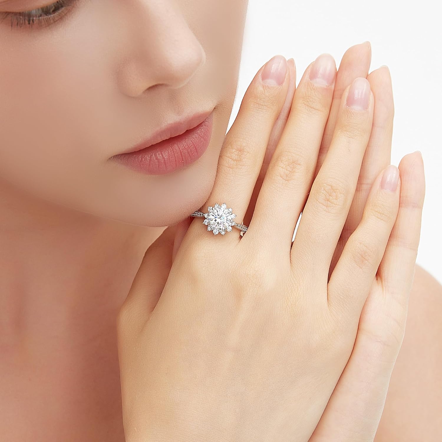 Aurora & Fiori 1/2/3/4 CT Round Moissanite Engagement Ring for Women, D Color VVS1 Solitaire Moissanite Ring S925 Sterling Silver with 18K Yellow/White Gold Plated