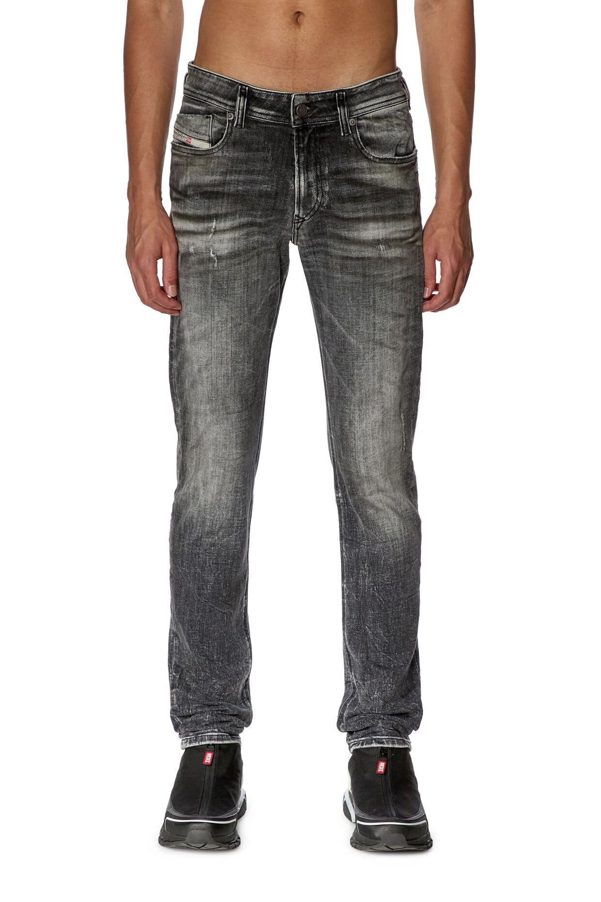 DIESELブラックスキニージーンズ メンズ デニムパンツ スキニーブラック（デニムパンツ）｜DIESEL