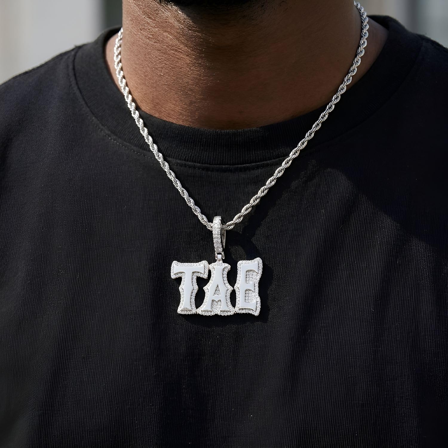 Collana Lettera Personalizzata, Pendente Oro 18K Placcato con Zirconi | Ottone placcato oro 18K con zirconi scintillanti. Delicata collana monogramma unisex, regalo Hip Hop ideale.