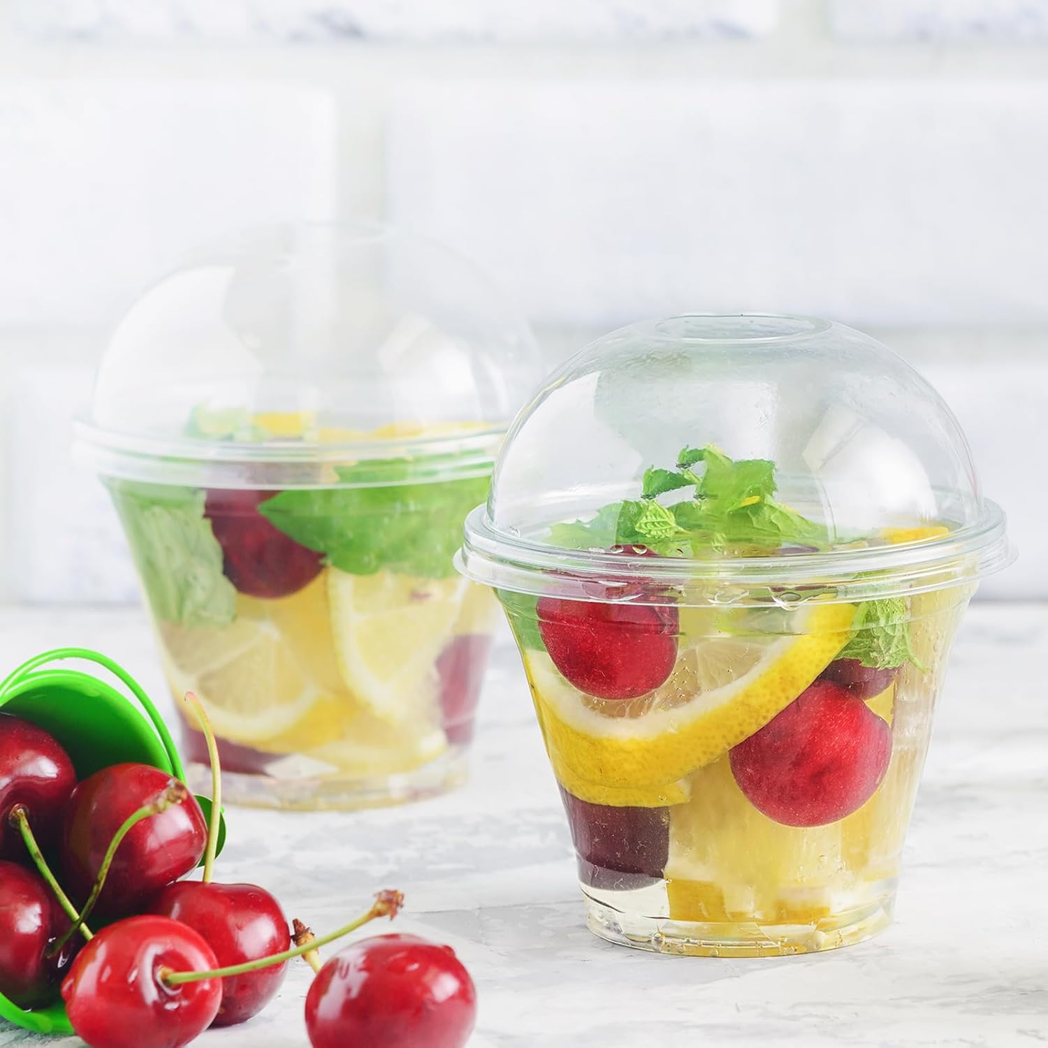 Lamosi 300 Pack 9 oz Clear Plastic Cups with Lids, Disposable Cups with Dome Lids No Hole, Ideal for Ice Cream, Cold Drinks, Fruit, Dessert, Yogurt Parfait