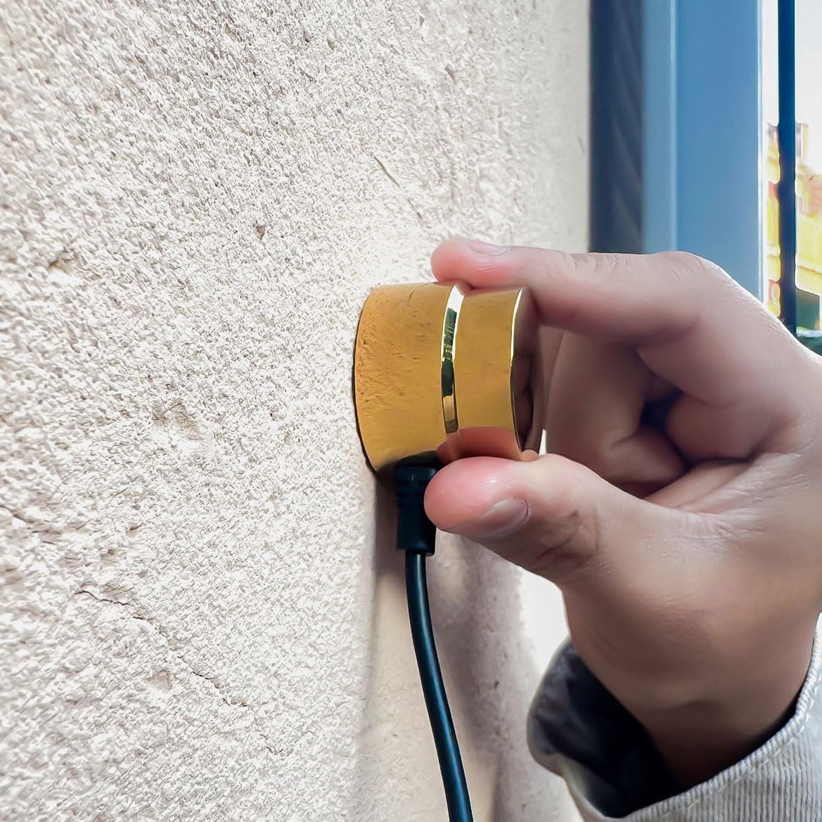 Microfono da Parete Professionale per Ascoltare Attraverso i Muri - Sistema con Filtri Avanzati, Microfono ad Ago e Uscita Registrazione - Ideale per Casa, Ufficio e Sicurezza (F999R Gold)