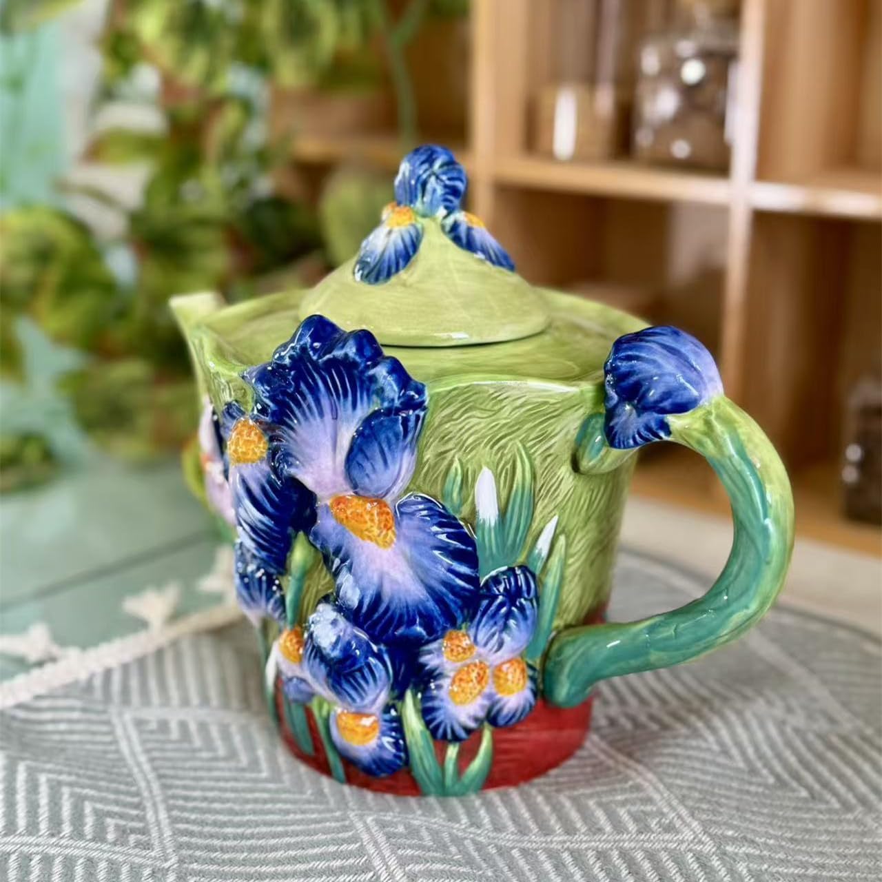 Ceramic Coffee Pot, 3D Hand-Painted 40oz Lrises Flower Teapot, Home Décor