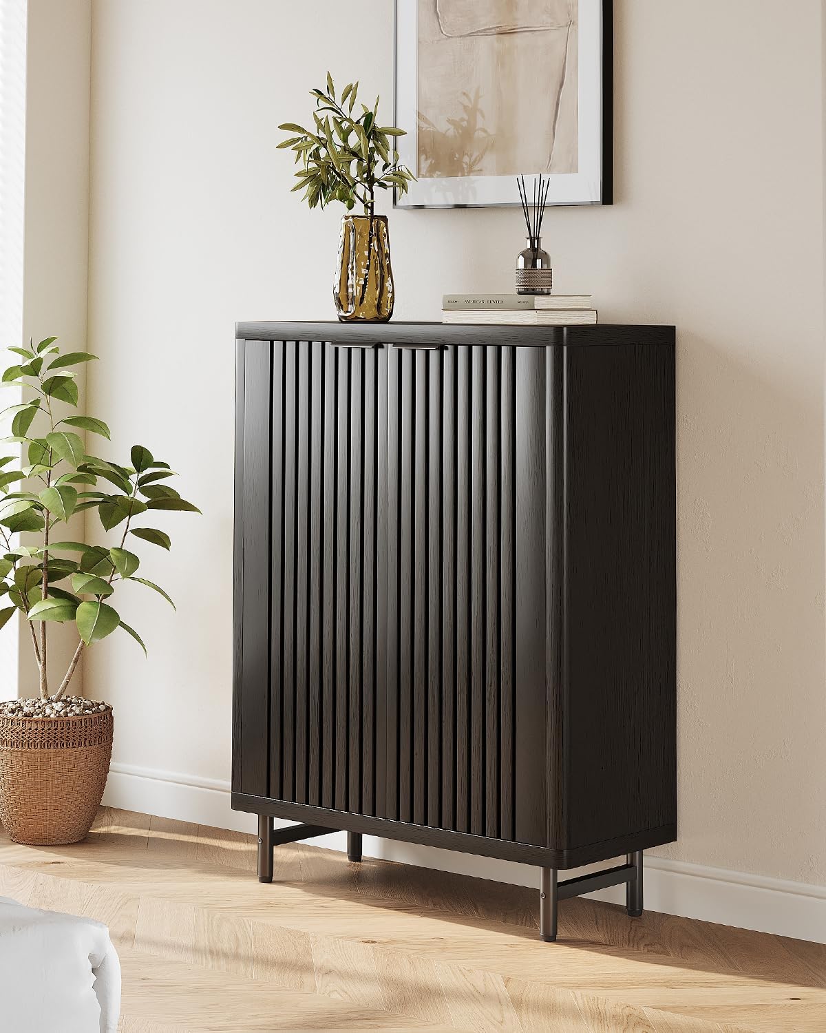 LITTLE TREE 6-Tier Shoe Cabinet with Doors for Up to 24 Pairs, Large Wooden Shoe Storage Cabinet with Adjustable Shelves, Black Freestanding Shoe Organizer Cabinet for Entryway, Hallway