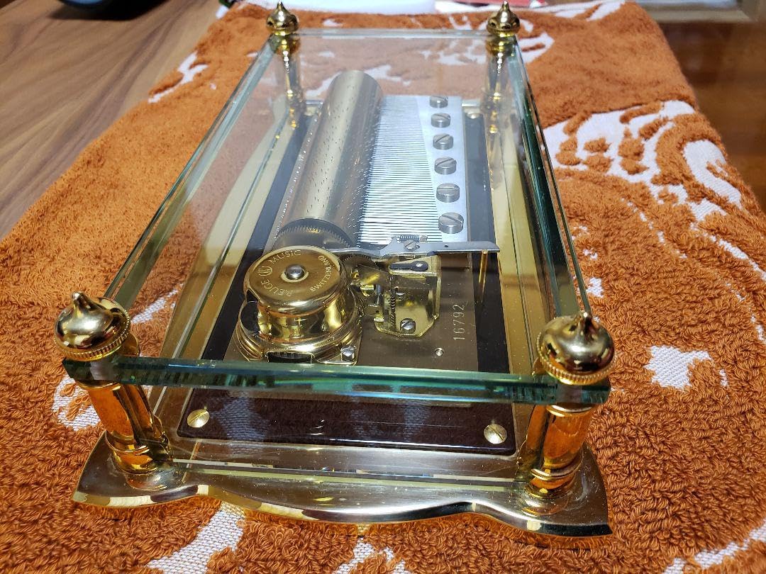 リュージュクリスタルオルゴール 手動巻き式 リュージュクリスタルオルゴール 手動巻き式 リュージュクリスタル