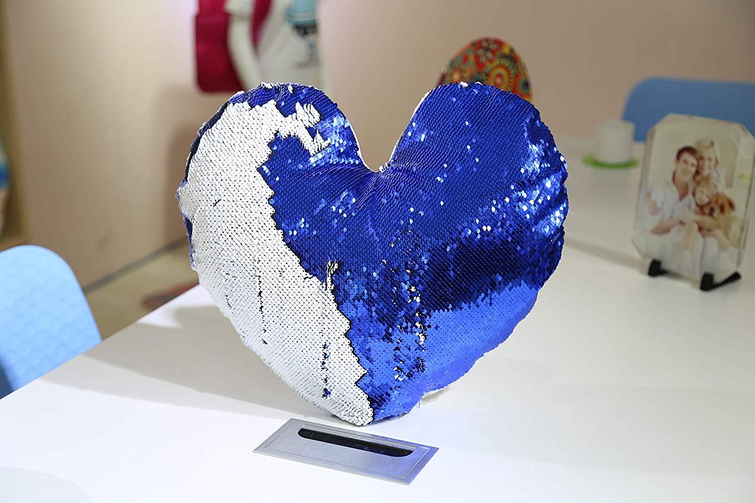 10 Pack Christmas Sublimation Blank Pillow Case Heart Shape Covers 18x14 inch Reversible Sequin Magic Swipe Pillow Cases with Zipper for Couch Sofa Bed Decorative Cushion Cover