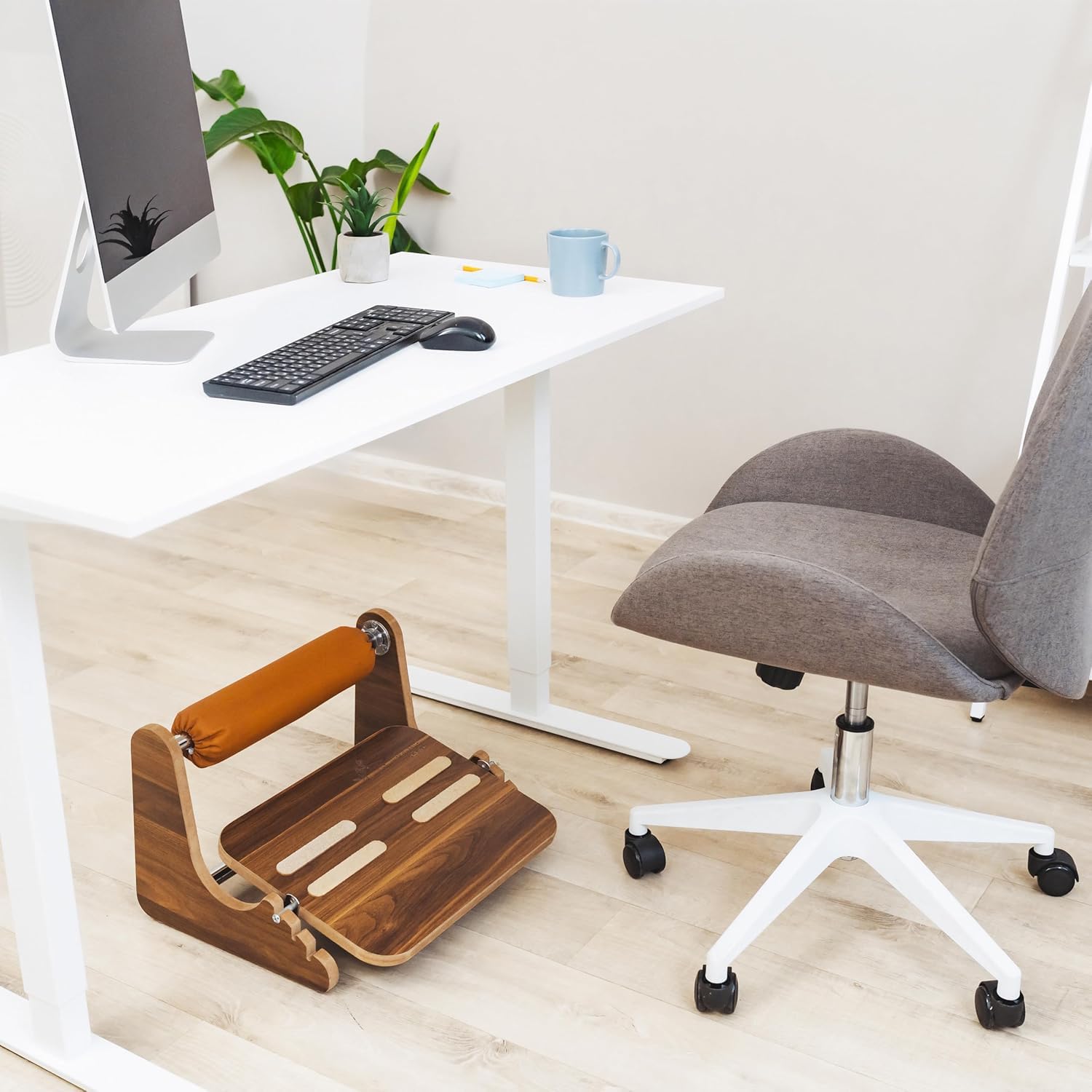 Poggiapiedi da scrivania con poggiapiedi, poggiapiedi regolabile in altezza antiscivolo ed ergonomico in materiale ecologico