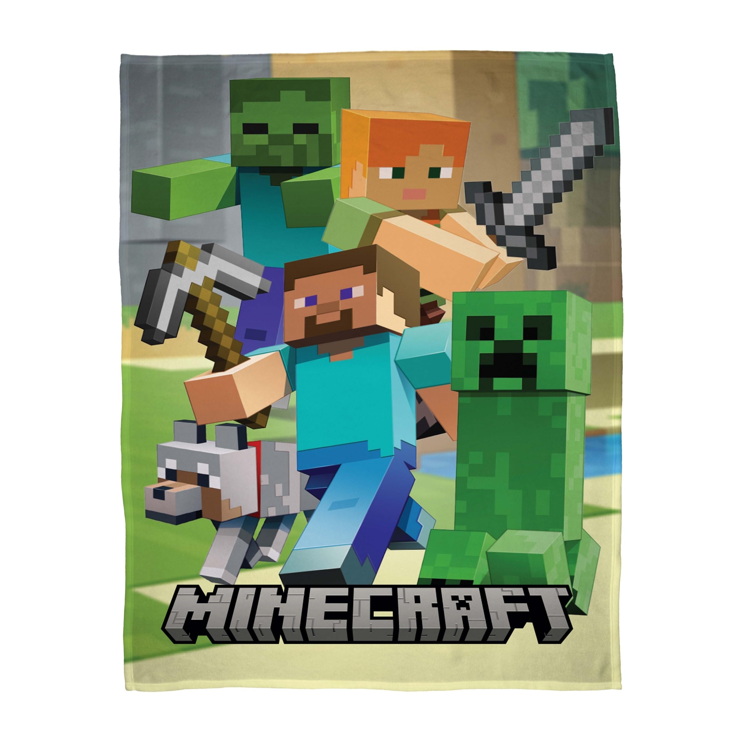 Familando – Minecraft Kuscheldecke 160x200 cm – Große Tagesdecke in Coral-Fleece mit Alex, Steve & Creeper – extra flauschig – Öko-TEX Zertifiziert
