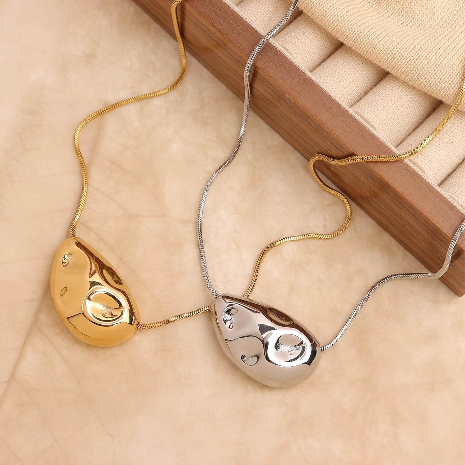 Chunky Gold Silver Pendant Necklace for Women, Trendy Charm Choker Thick Adjustable Hammered Hollow Long Chain Necklaces Prom Holiday Fashion Jewelry Gift - Image 7