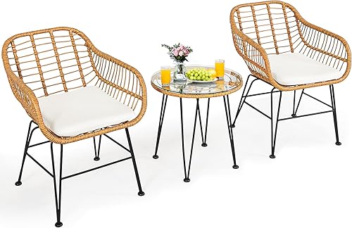 Tangkula Juego de bistró de patio de 3 piezas, juego de conversación de ratán con 2 sillones acolchados y mesa auxiliar redonda de cristal, juego de