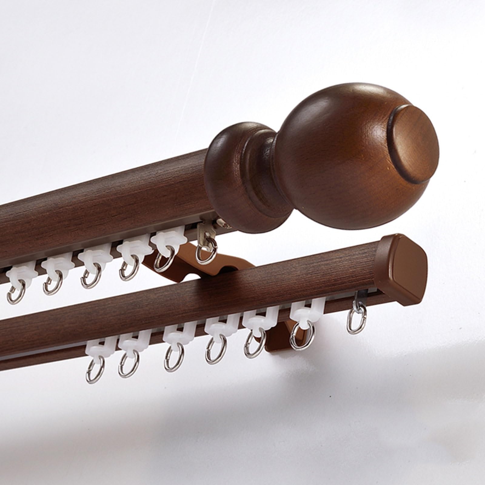 Tringle double voie en bois anti-bruit pour résoudre le vis-à-vis dans le salon