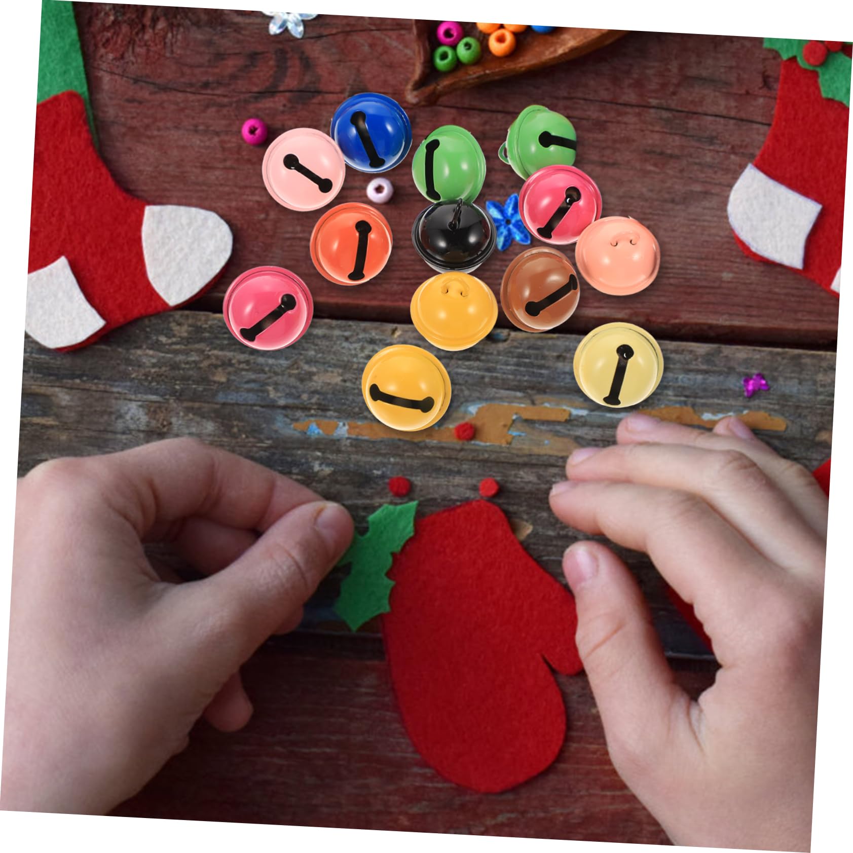 Lurrose 200 Pz Ornamento della Campana di Natale Delicate Campane Fai da Te Piccole Campane per L'artigianato Artigianali Portatili Mini per L'artigianato Metallo