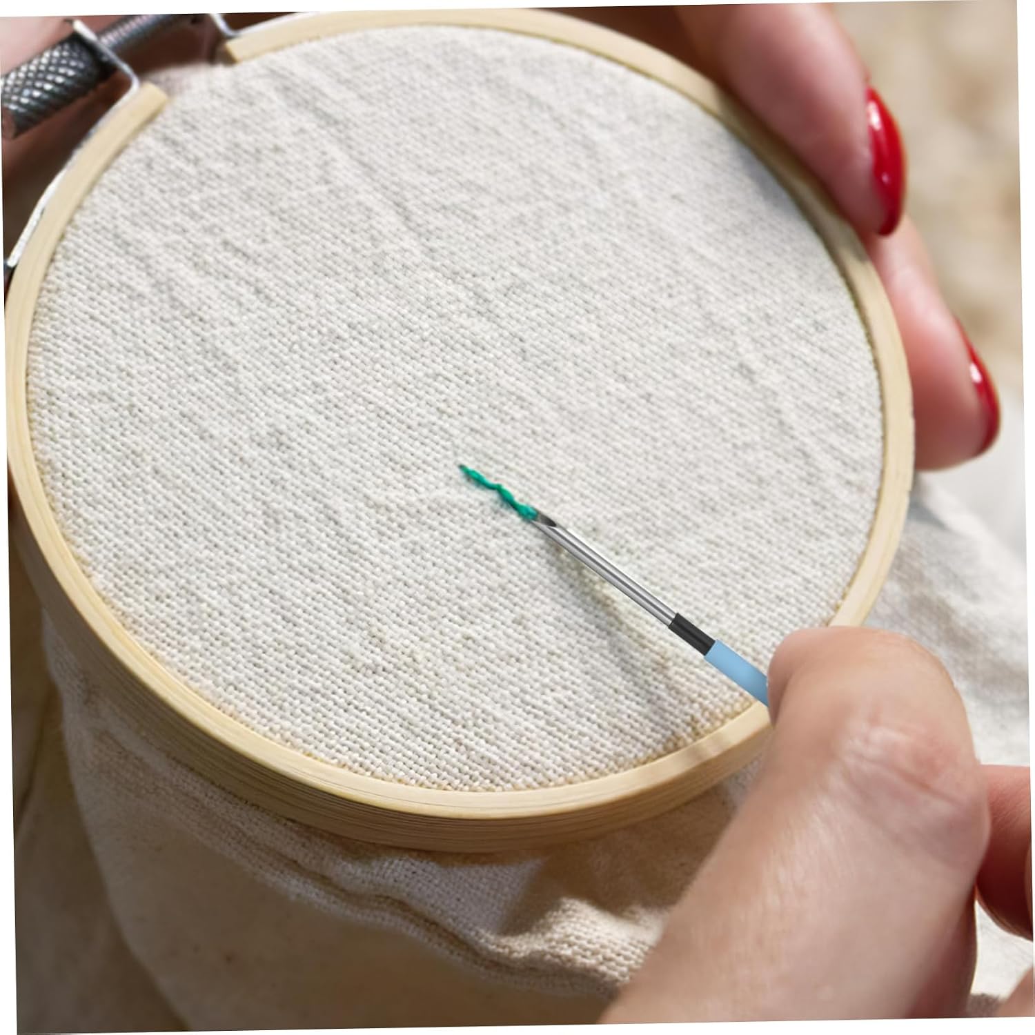 jojofuny 1Set Punch Needle Kit with Wood Handle Durable Embroidery Tool for Beginners Comfortable Grip Craft Supplies for Needle Punching and DIY Projects