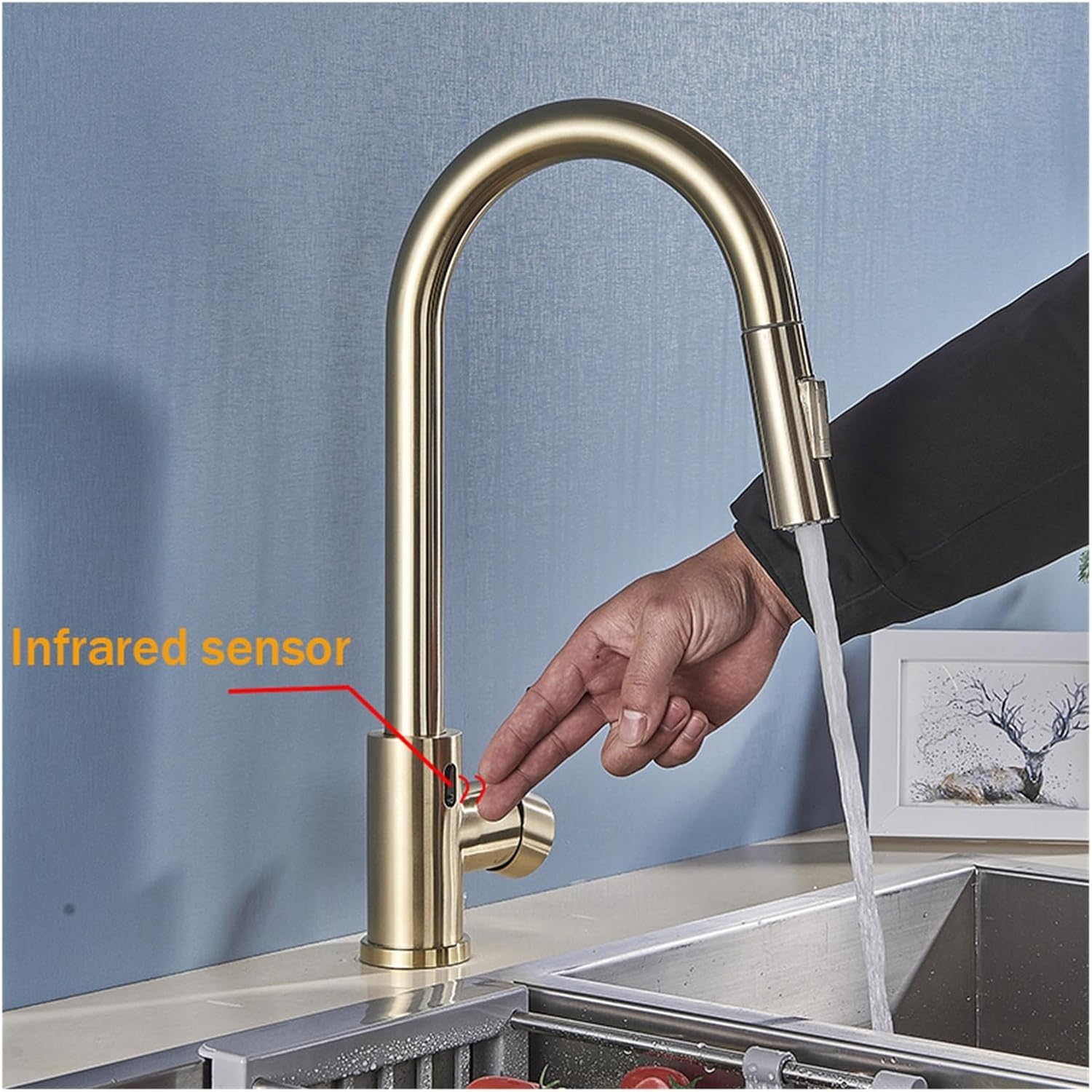Pull Out Sensor Kitchen Faucet Brushed Infrared Sensor Control Faucet Mixer 2 Functions Battery Powered(Brushed Gold)